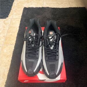 Nike Shox Black and Gray Athletic Shoes